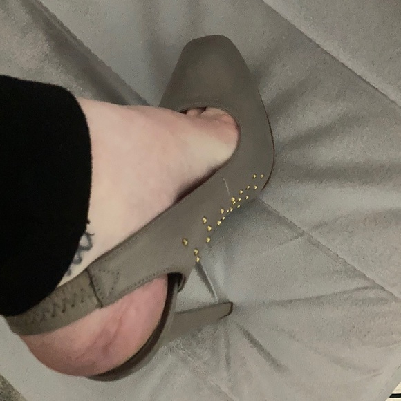 Sling Back Platform Heels - Picture 7 of 8